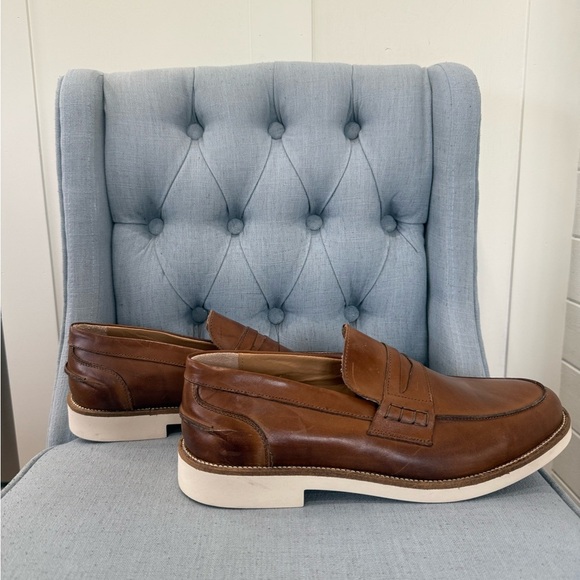 Italia Difference Leather Loafers - Picture 2 of 7